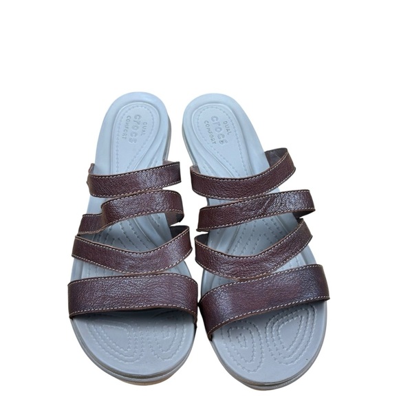 CROCS Leigh-Ann Leather Brown Wedge Sandals women’s Sz 8 - Picture 2 of 10